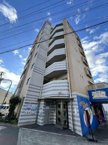 大阪府大阪市西成区岸里東１丁目 築18年8ヶ月 8階建