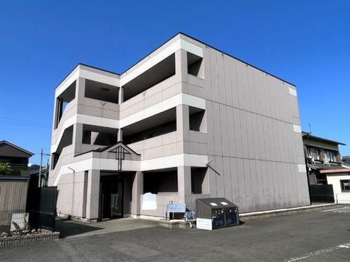 愛知県西尾市米津町天竺桂 3階建