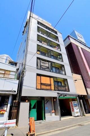 大阪府大阪市北区中津６丁目 築35年8ヶ月 7階建