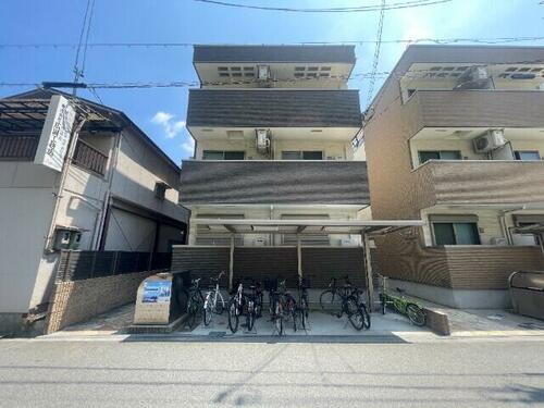 大阪府大阪市鶴見区今津中４丁目 築9年11ヶ月 3階建