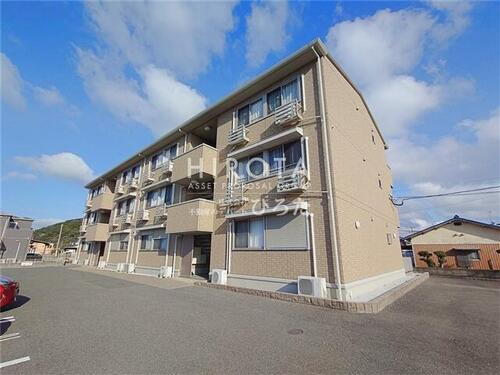 福岡県遠賀郡水巻町猪熊８丁目 賃貸アパート