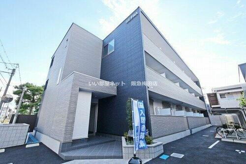 大阪府大東市中楠の里町 築1年4ヶ月 3階建