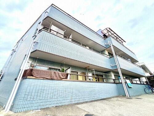 大阪府堺市西区鳳北町４丁 築32年3ヶ月 3階建