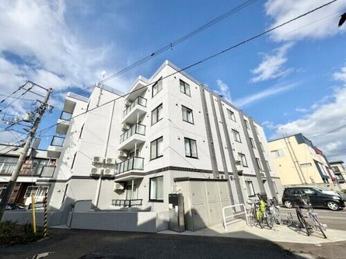 北海道札幌市豊平区平岸一条２丁目 築4年4ヶ月 4階建