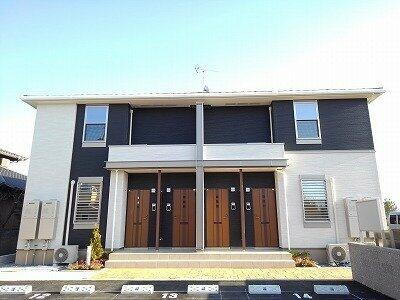 香川県丸亀市飯山町西坂元 賃貸アパート