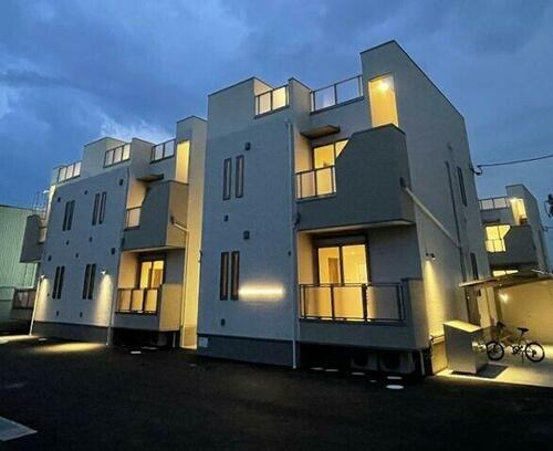 岡山県岡山市北区青江５丁目 2階建 築4年7ヶ月