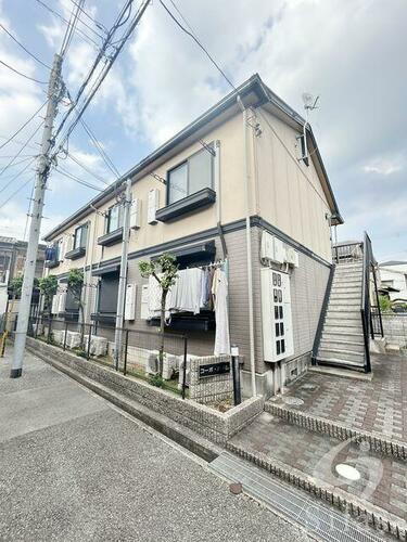 兵庫県川西市中央町 2階建
