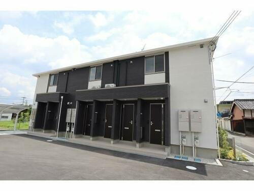 奈良県葛城市南道穗  2階建