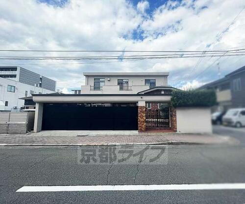 東九条西明田町貸家