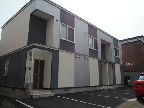 北海道札幌市西区山の手一条１２丁目 テラスハウス