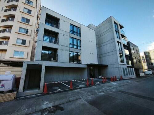 北海道札幌市白石区本郷通８丁目北 賃貸マンション