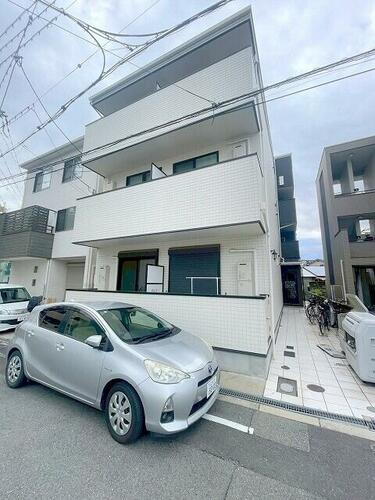 大阪府大阪市東淀川区東中島２丁目 築7年10ヶ月 3階建