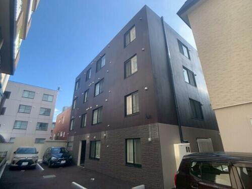 北海道札幌市西区八軒三条西１丁目 賃貸マンション