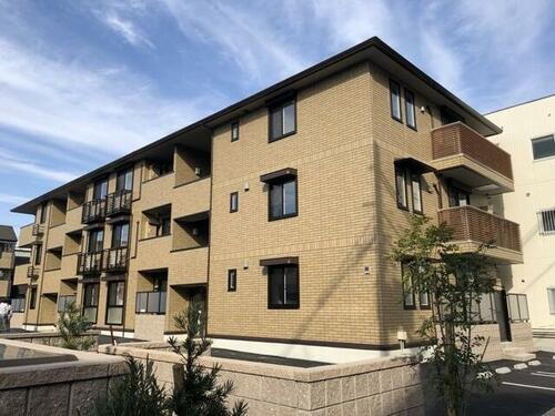 大阪府東大阪市御厨南３丁目 築6年11ヶ月 3階建