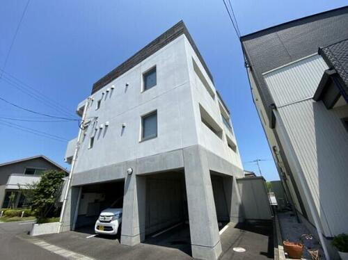 フォレストカーサ