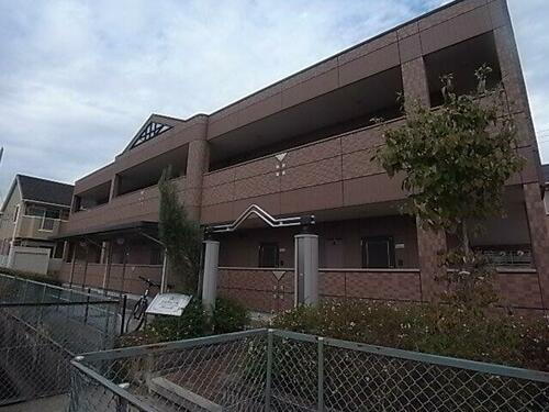 兵庫県加東市上中１丁目 築20年7ヶ月 2階建