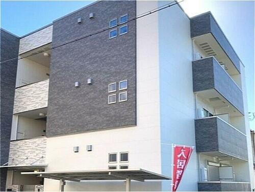 大阪府池田市豊島北２丁目 築1年4ヶ月 3階建