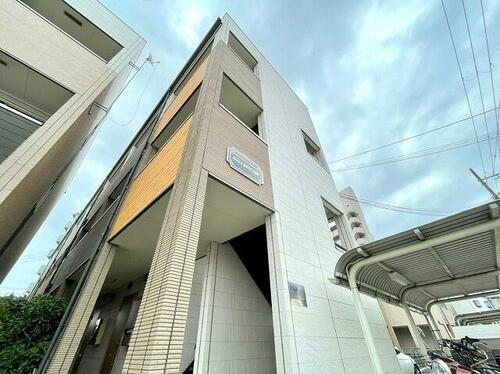 大阪府堺市西区浜寺諏訪森町中３丁 築14年6ヶ月 3階建