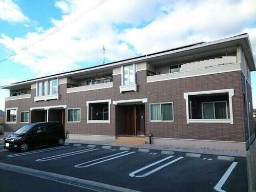 岡山県岡山市北区中撫川 築9年10ヶ月 2階建