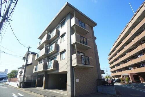 福岡県福岡市東区多々良１丁目 築23年11ヶ月 4階建