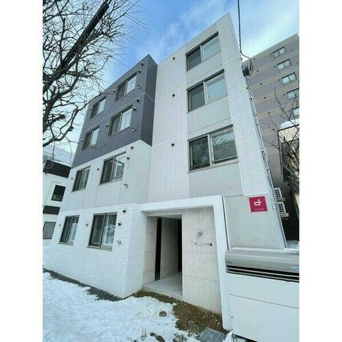 北海道札幌市中央区北六条西１３丁目 賃貸マンション