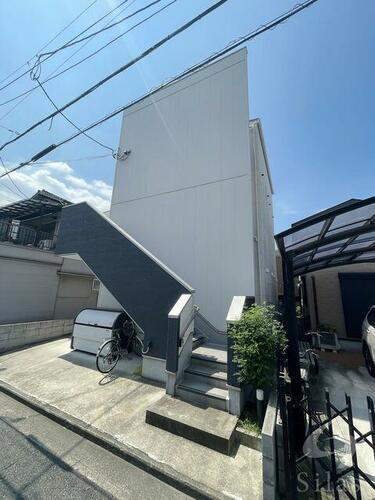 大阪府堺市堺区文珠橋通 2階建