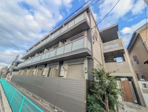 埼玉県川口市朝日１丁目 築3年11ヶ月 3階建