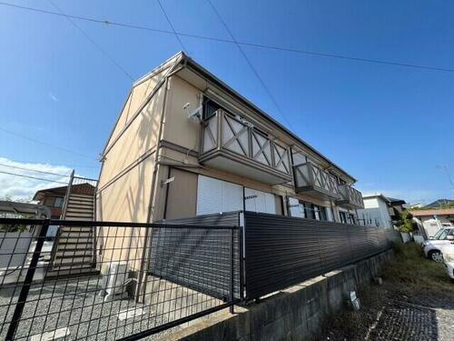 三重県津市長岡町 賃貸アパート