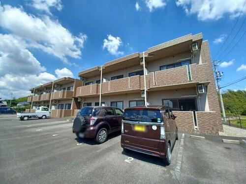 三重県鈴鹿市小田町 築21年9ヶ月 2階建