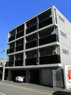 北海道札幌市豊平区平岸三条１丁目 賃貸マンション