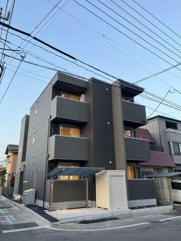 岡山県岡山市北区島田本町１丁目 築1年10ヶ月 3階建