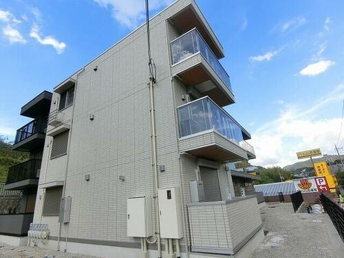 ザ・アパートメント谷上