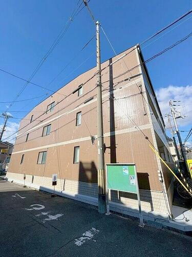 大阪府吹田市垂水町１丁目 築27年10ヶ月 3階建