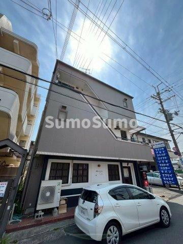 兵庫県尼崎市武庫之荘西２丁目 3階建