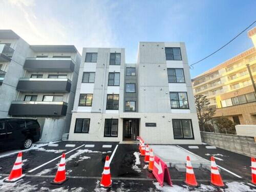 Ｃａｍｐａｎｅｌｌａ平岸