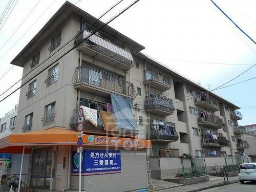 大阪府茨木市星見町 4階建 築52年2ヶ月