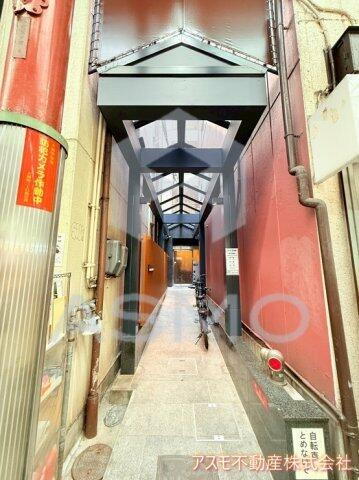 大阪府大阪市北区天神橋３丁目 築32年7ヶ月 地上6階地下1階建