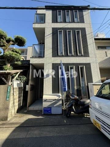 福岡県福岡市博多区美野島１丁目 3階建 築16年11ヶ月