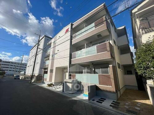 大阪府摂津市鶴野４丁目 3階建 築1年9ヶ月