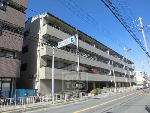 大阪府茨木市星見町 4階建