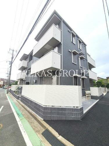 エスカレーズ 3階建