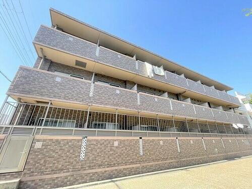 大阪府大阪市東淀川区東中島５丁目 築18年5ヶ月 3階建