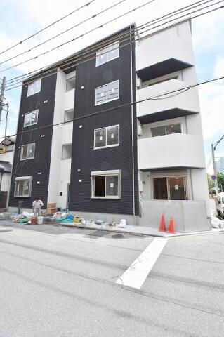 大阪府大阪市北区長柄中１丁目 築5年6ヶ月 4階建