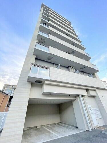 大阪府大阪市淀川区三国本町３丁目 築8年11ヶ月 10階建