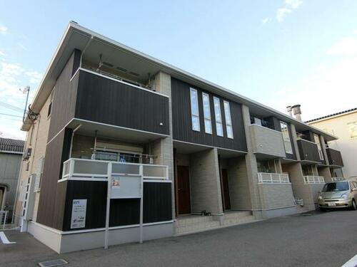 大阪府摂津市鳥飼本町４丁目 築14年4ヶ月 2階建