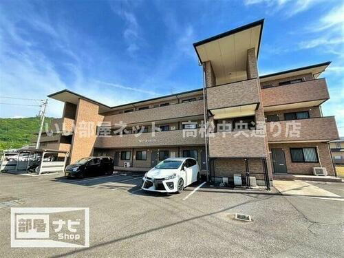 香川県高松市鶴市町 賃貸アパート