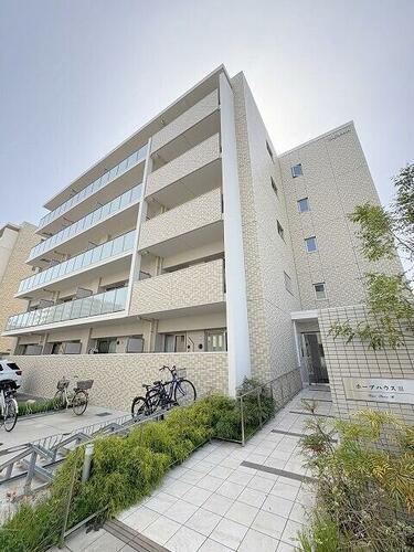 大阪府大阪市淀川区西三国３丁目 築4年10ヶ月 5階建