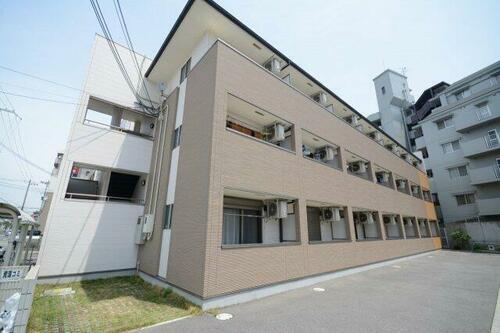 大阪府堺市西区浜寺諏訪森町西３丁 築14年6ヶ月 3階建