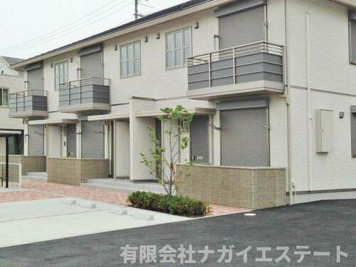 加東市下滝野（セントリビエ下滝野Ｂ） 2階建