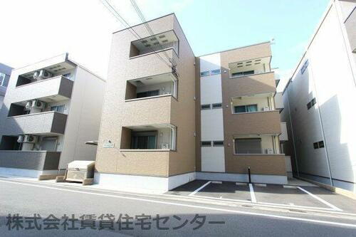 和歌山県和歌山市寄合町 築10年2ヶ月 3階建